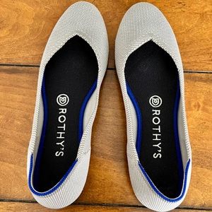 Rothy’s Round Toe Flaxseed Birdseye flats Size 8